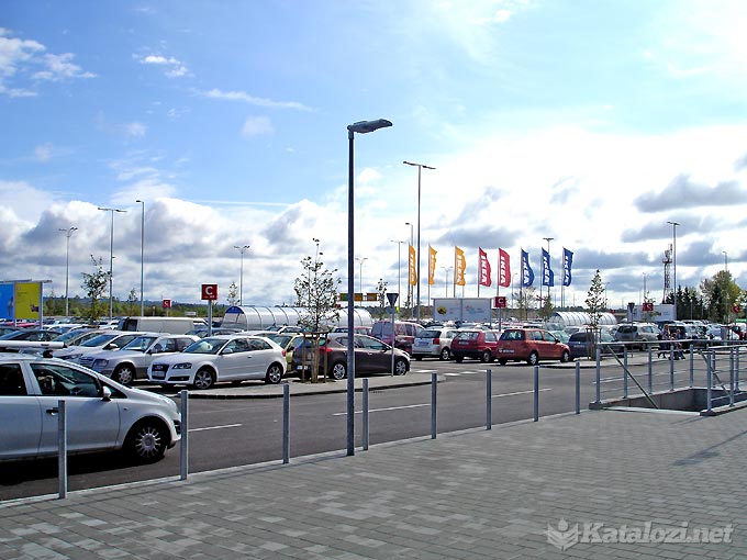 IKEA parking